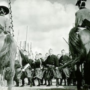 現代の東京に侍が集結、東映時代劇の特集上映