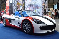 「ガッチャマン クラウズ インサイト」レプリカ車