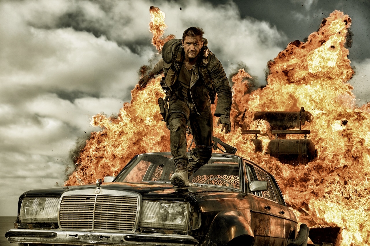 「マッドマックス 怒りのデス・ロード」キービジュアル (c)2015 VILLAGE ROADSHOW FILMS (BVI) LIMITED