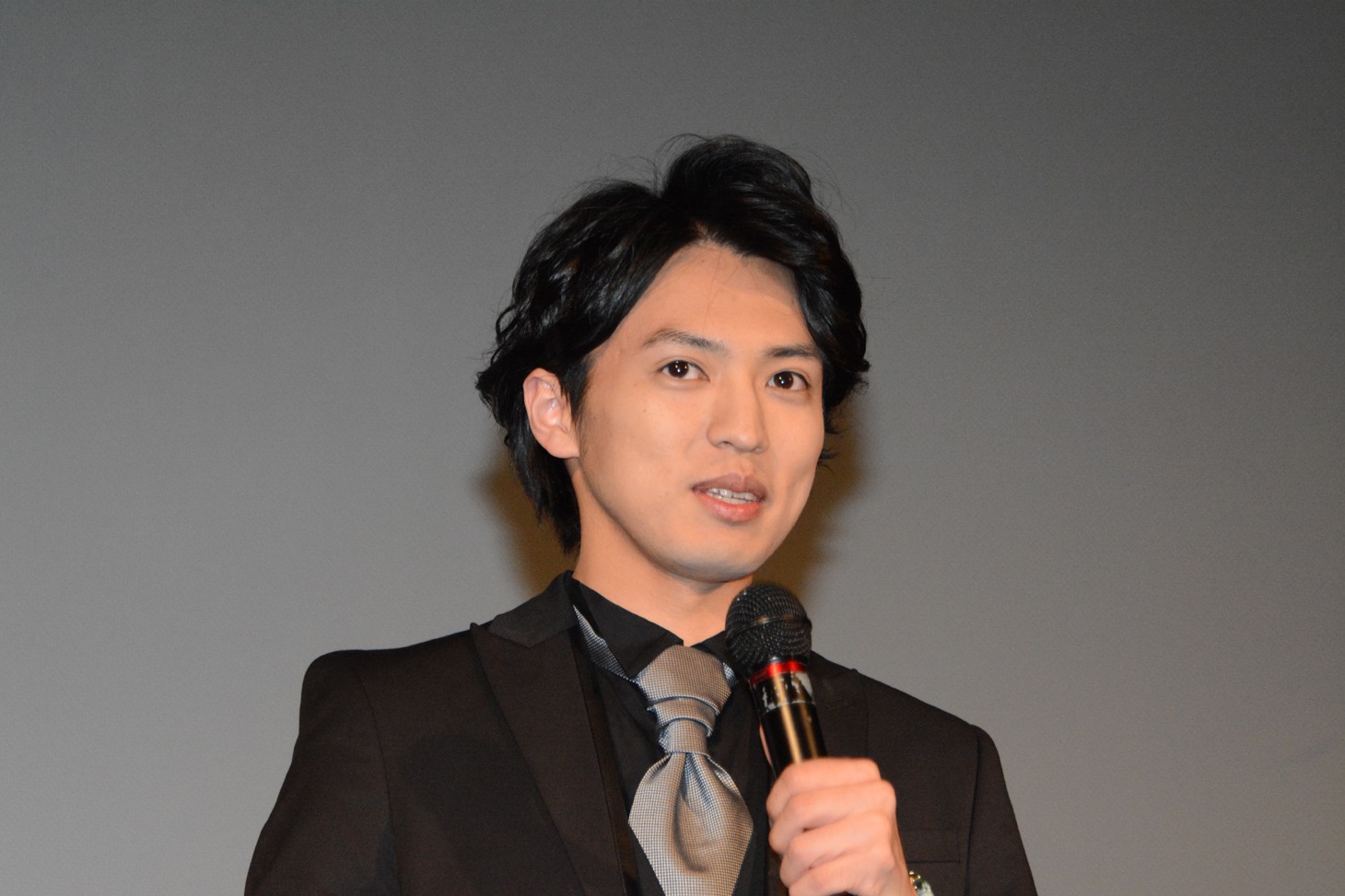 桐山漣