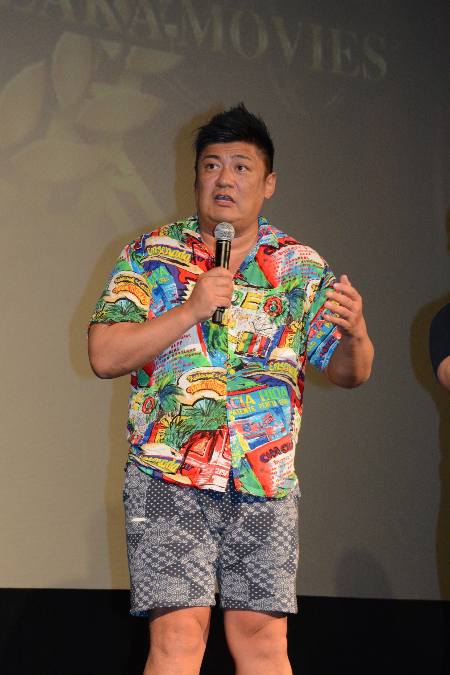 監督を務めたマッスル坂井。
