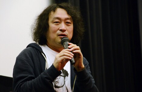 ミュージシャンとしても活動し「神々のたそがれ」の音源からCDを作成した中原昌也。