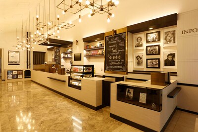 YEBISU GARDEN CINEMAに併設された＆CAFE