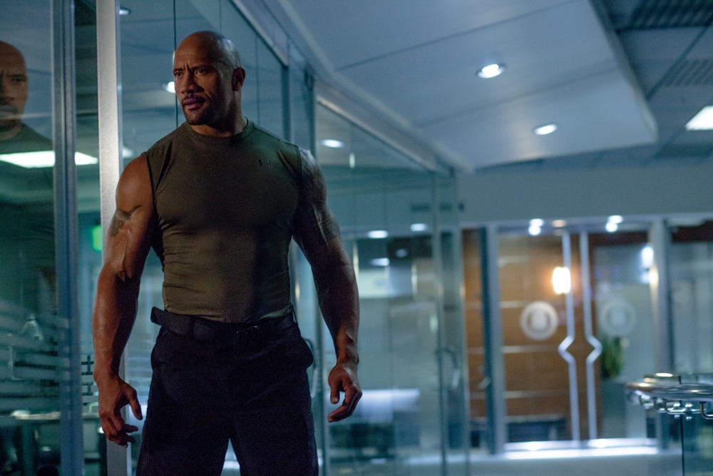ホブス役のドウェイン・ジョンソン。(c)2014 Universal Pictures