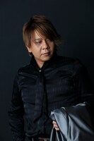 ドミニクを演じる楠大典。(c)2014 Universal Pictures