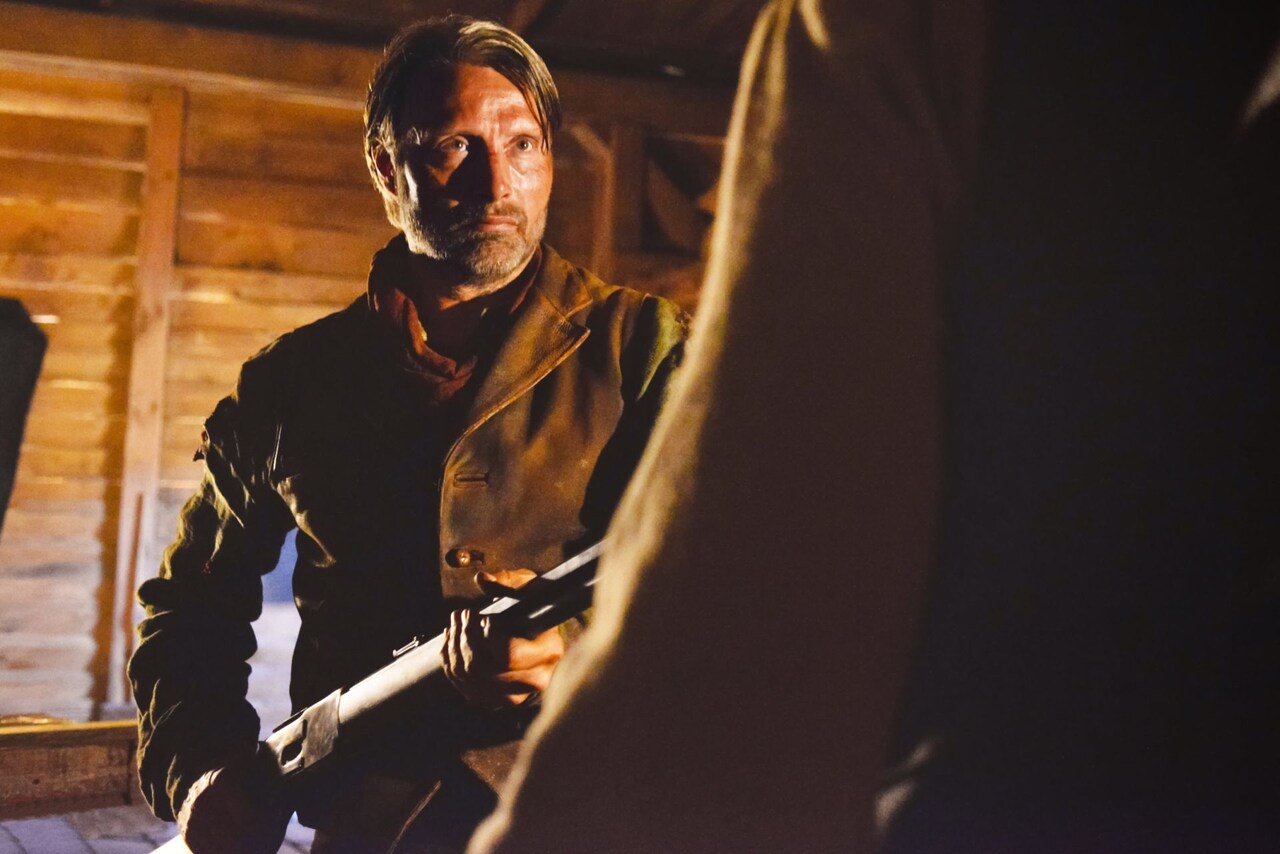 ウエスタンノワール「悪党に粛清を」でミケルセンが復讐に燃える男を熱演