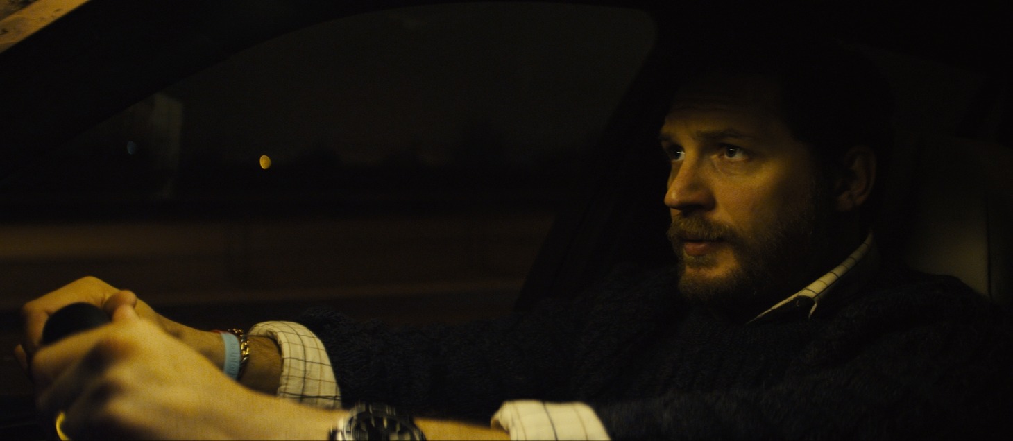 「オン・ザ・ハイウェイ その夜、86分」のワンシーン。(c) 2013 LOCKE DISTRIBUTIONS, LLC ALL RIGHTS RESERVED