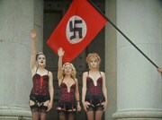 「爆撃機パイロット」のワンシーン。