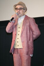 松尾スズキ監督 (c)2015 いがらしみきお・小学館／『ジヌよさらば～かむろば村へ～』製作委員会　配給：キノフィルムズ