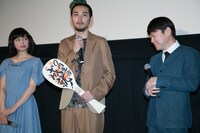 左から二階堂ふみ、松田龍平、阿部サダヲ。(c)2015 いがらしみきお・小学館／『ジヌよさらば～かむろば村へ～』製作委員会　配給：キノフィルムズ