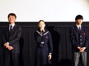 左から成島出監督、藤野涼子、板垣瑞生。(c)2015「ソロモンの偽証」製作委員会
