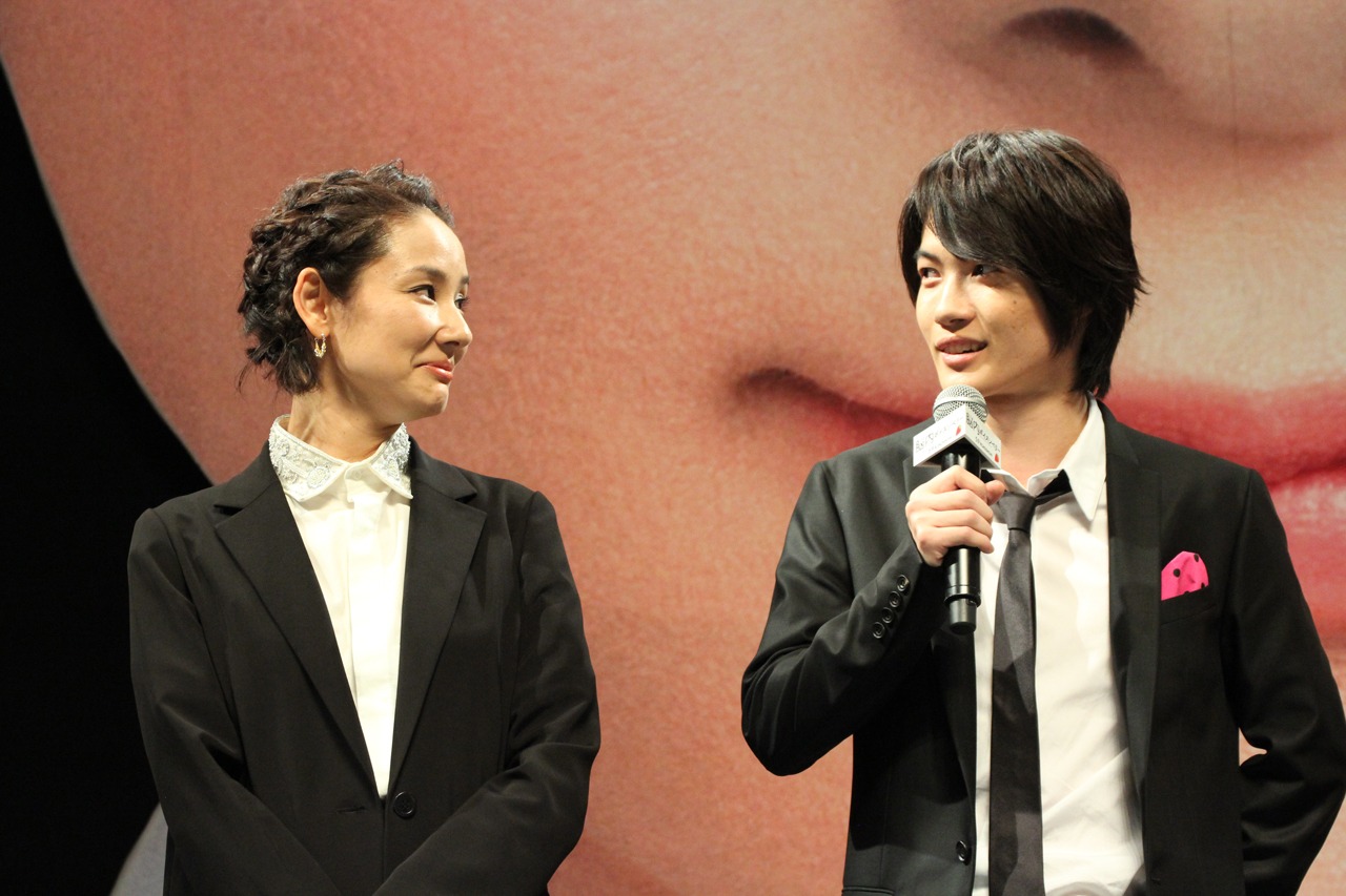 吉田羊と神木隆之介