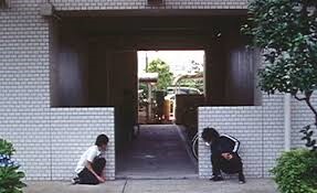 森岡龍監督作品「硬い恋人」の場面写真。