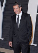 2015年オスカーパーティーでのアントニオ・バンデラス。（写真提供：MediaPunch / face to face / Photoshot / ゼータ イメージ）