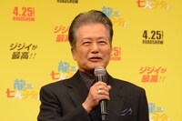 キャストの平均年齢をわずかに下回る71歳の小野寺昭。