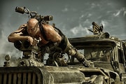「マッドマックス 怒りのデス・ロード」場面写真 (c)2015 VILLAGE ROADSHOW FILMS (BVI) LIMITED
