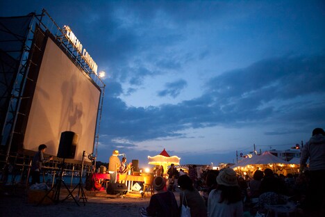 ライブなどのイベントも。(c)ZUSHI BEACH FILM FESTIVAL All Rights Reserved.