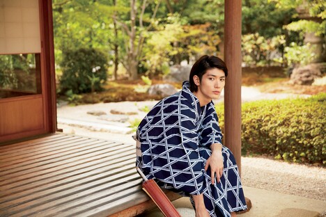 「三浦春馬 ふれる」からのカット。(c)2015 Magazinehouse.Co.,ltd.