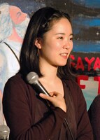 アンナ役を務めた主演の中村朝佳。