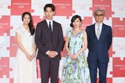 「イニシエーション・ラブ」完成披露会見。左から木村文乃、松田翔太、前田敦子、堤幸彦監督。