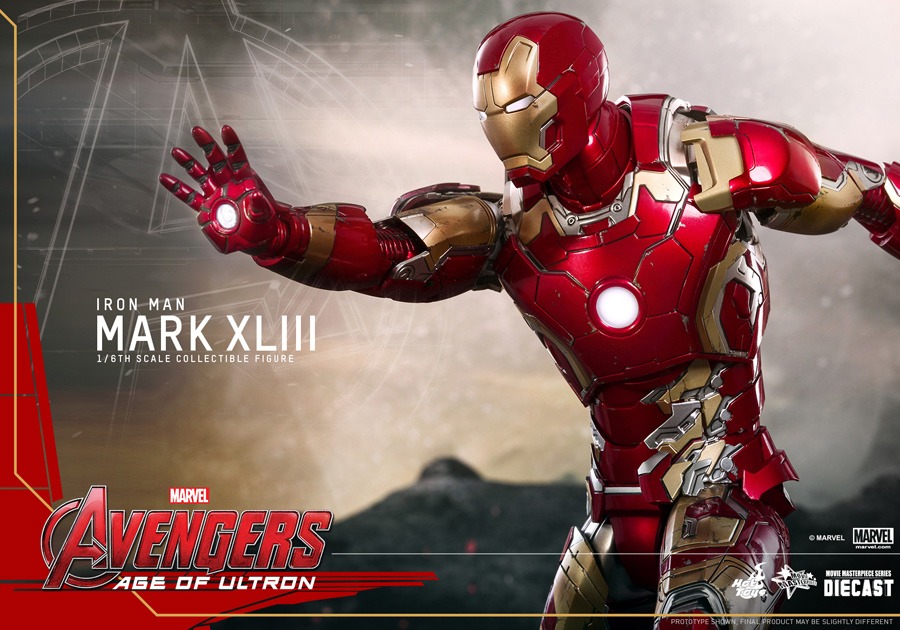 「アベンジャーズ／エイジ・オブ・ウルトロン」1/6スケールフィギュア アイアンマン・マーク43（2015年8月発売予定）4万5000円 (c)2015 Marvel. All Rights Reserved.Limited Edition Collectible FigurePrototype shown, final product appearance and colors may vary.For sale in Japan only.