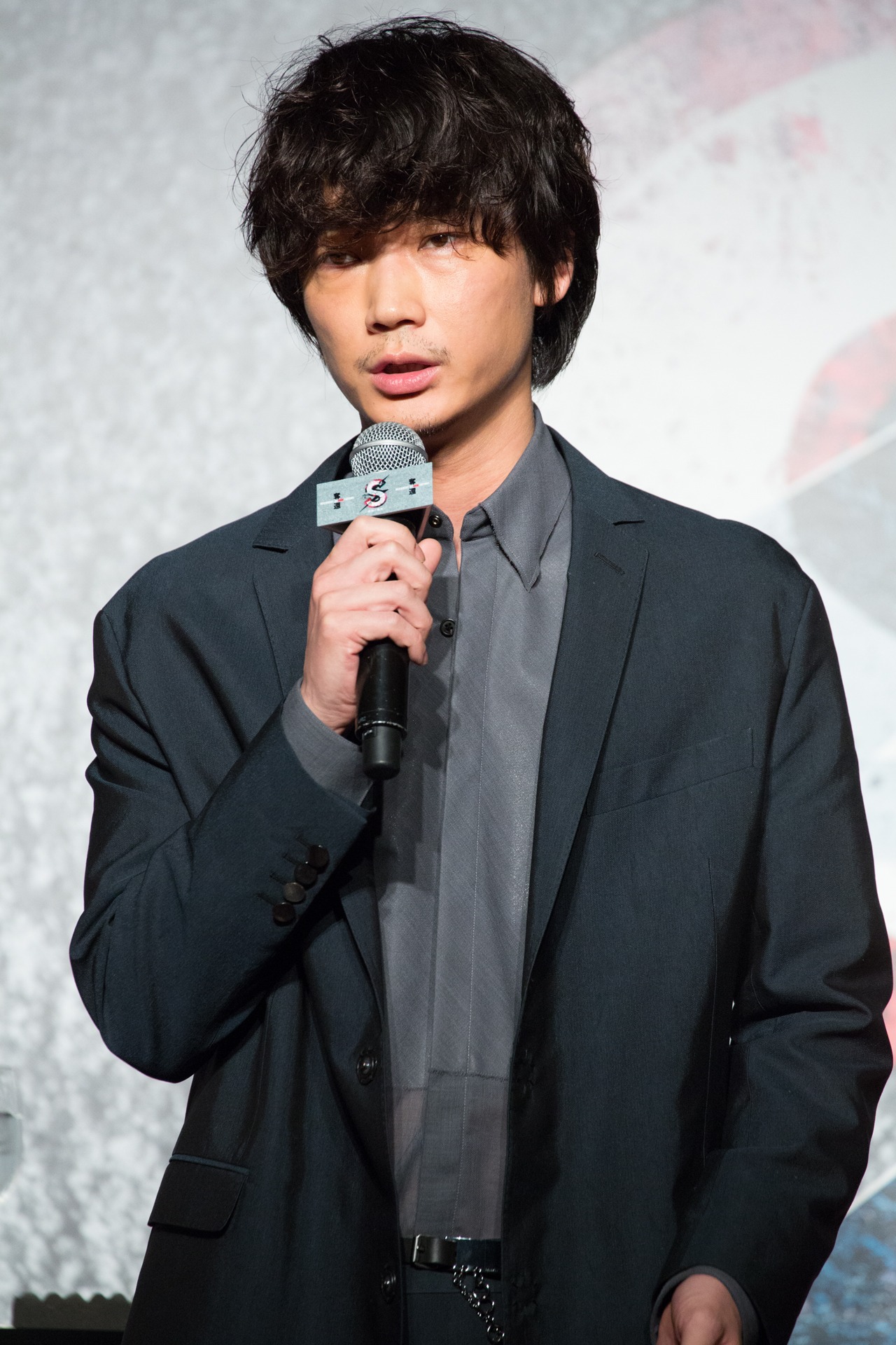 綾野剛