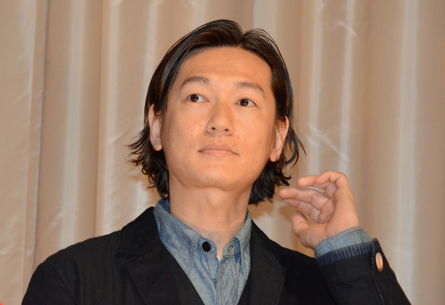 井浦新