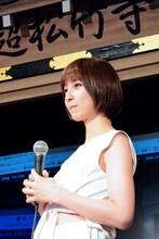 篠田麻里子