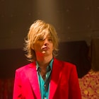 城田優演じるホストが「明烏 あけがらす」をオススメ、寄生生物“ヒダリー”も