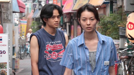 「愛の小さな歴史」のワンシーン。(c)Tokyo New Cinema