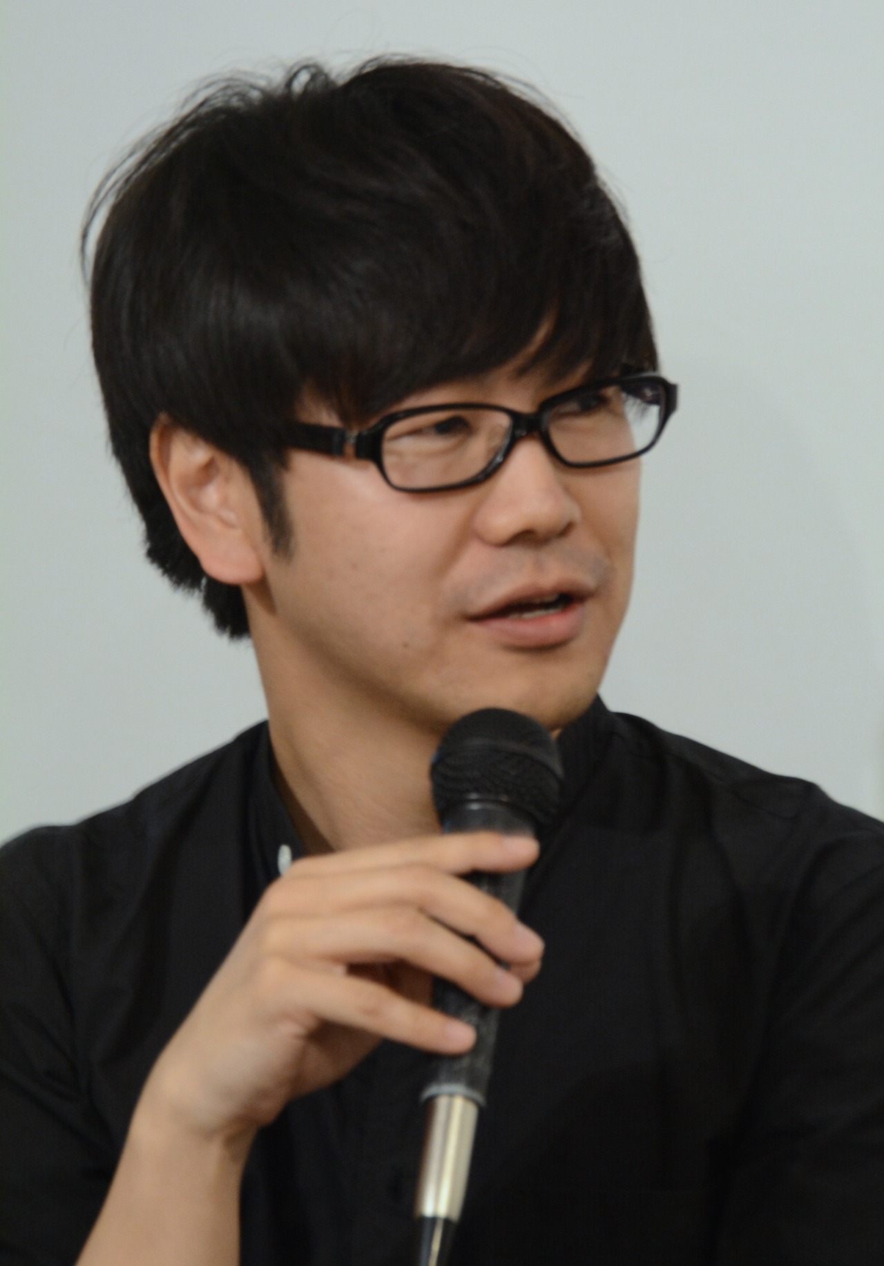 中井圭