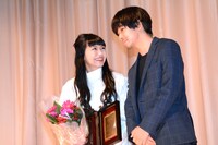 二階堂ふみと太賀。