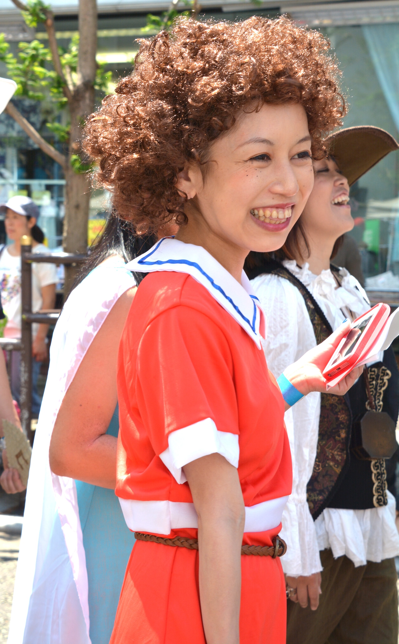 アニーの仮装者。