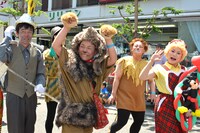 「オズの魔法使い」の仮装者たち。