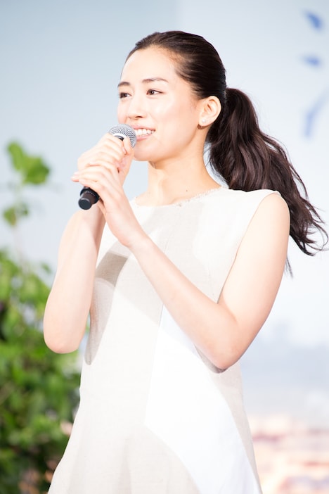 綾瀬はるか (c)2015 吉田秋生・小学館/「海街diary」製作委員会