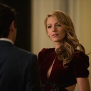 おしゃれ番長ブレイク・ライヴリー、主演最新作でシックな装いを披露