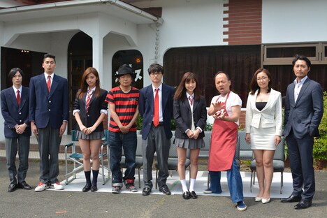 「映画 みんな!エスパーだよ!」、豊橋での囲み取材の様子。
