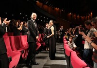 「岸辺の旅」の公式上映後の様子。左から浅野忠信、深津絵里。(c)Kazuko Wakayama