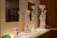 トイレの手洗い場を再現したセット。