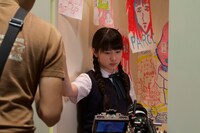 蒼波純がトイレの個室にこもるシーンの撮影風景。