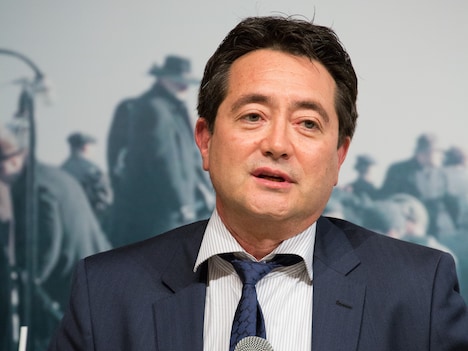 チェリン・グラック監督