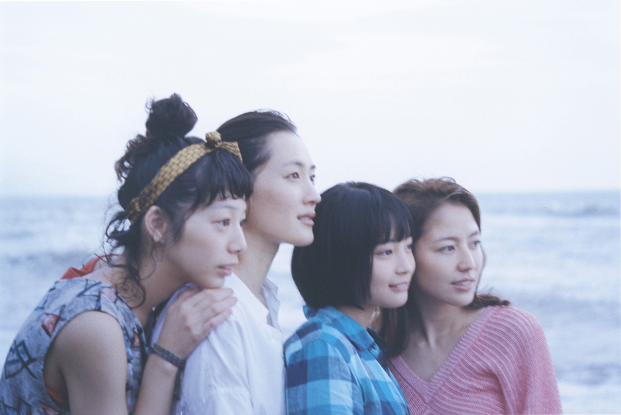 「海街diary」(c)2015 吉田秋生・小学館／フジテレビジョン 小学館 東宝 ギャガ