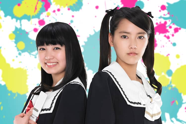 脳漿炸裂ガール」素朴な柏木ひなた＆クールな竹富聖花の2ショット 