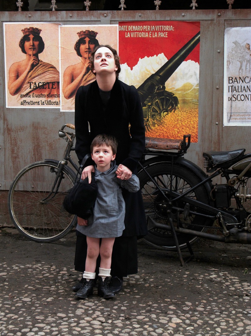 「愛の勝利を ムッソリーニを愛した女」 (c) 2009Rai Cinema-Offside-Celluloid Dreams