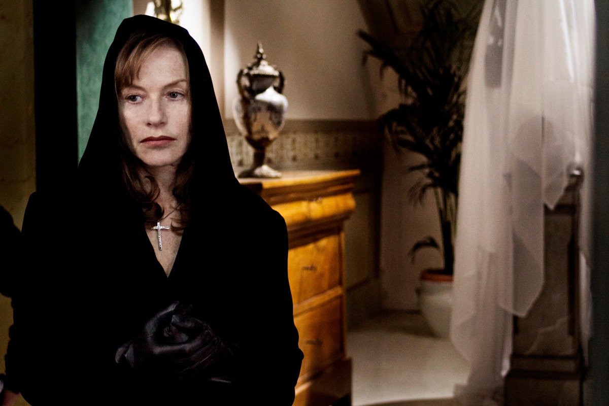 「眠れる美女」 (c) 2012 Cattleya Srl - Babe Films SAS