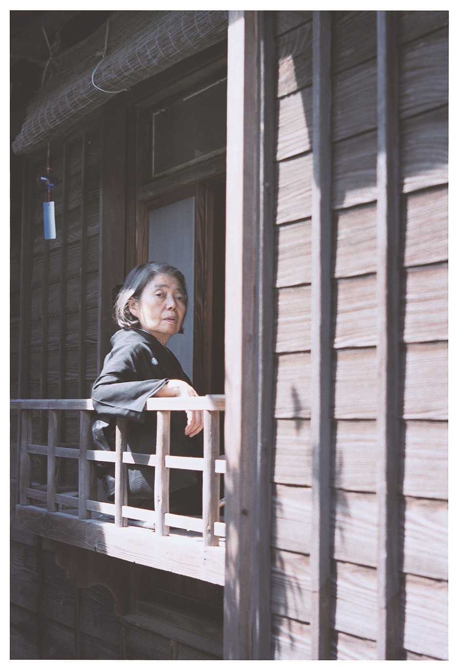 写真集「海街diary」から、是枝裕和が選んだカット。(c)2015 吉田秋生・小学館／フジテレビジョン　小学館　東宝　ギャガ