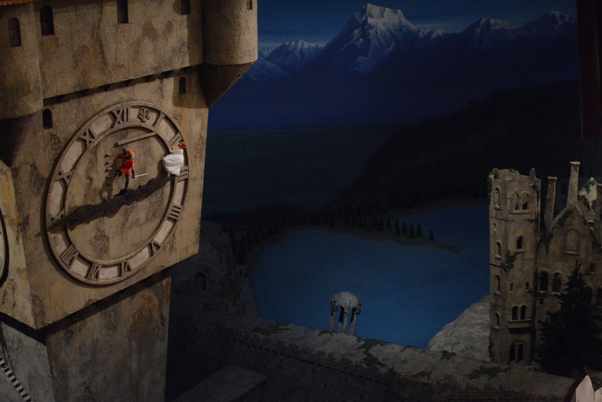 「幽霊塔へようこそ展 ─通俗文化の王道─」よりカリオストロ城ジオラマ。(c)Nibariki　(c)Museo d'Arte Ghibli