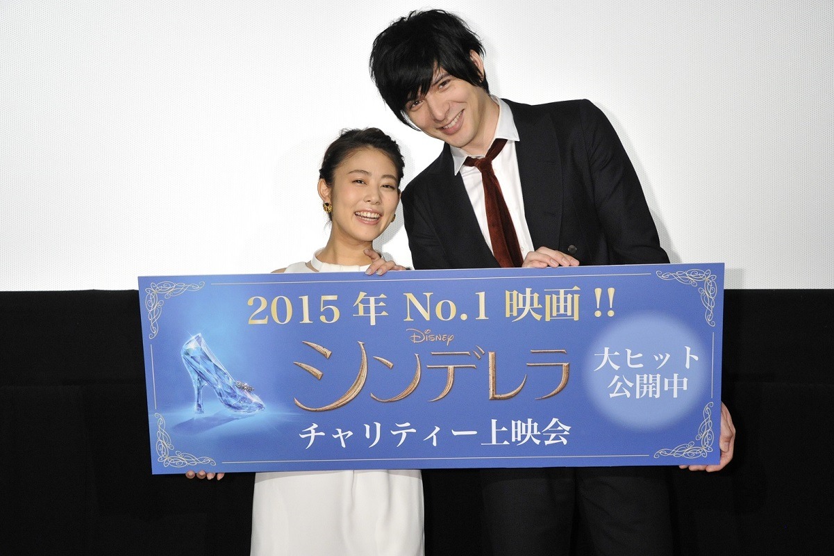 左から高畑充希、城田優。(c)2015Disney Enterprises, Inc. All Rights Reserved.