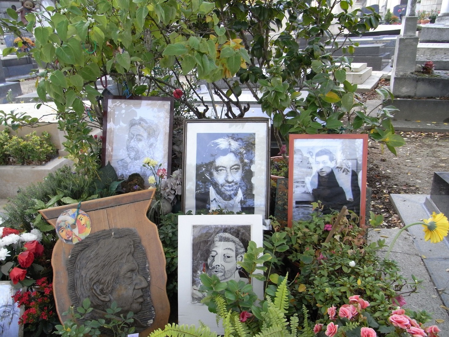 セルジュ・ゲンズブールのお墓。