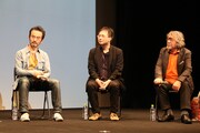 左から古舘寛治、深田晃司、大林宣彦。